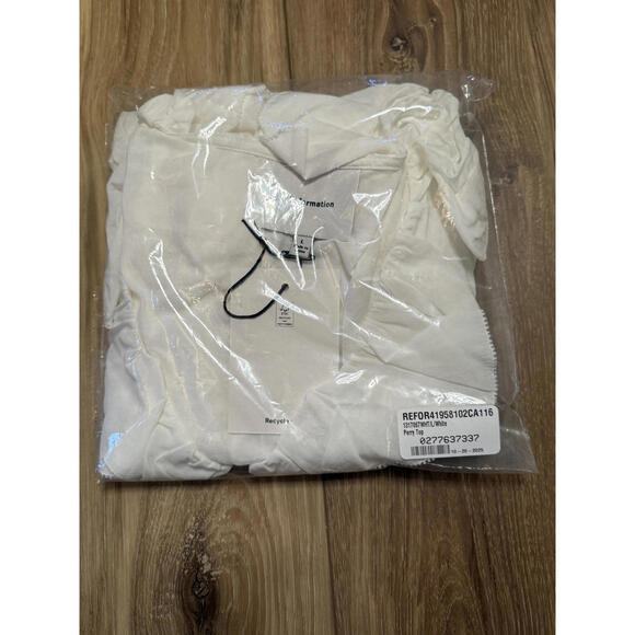 NWT! Reformation Perry Top in White Size Large - Picture 2 of 5